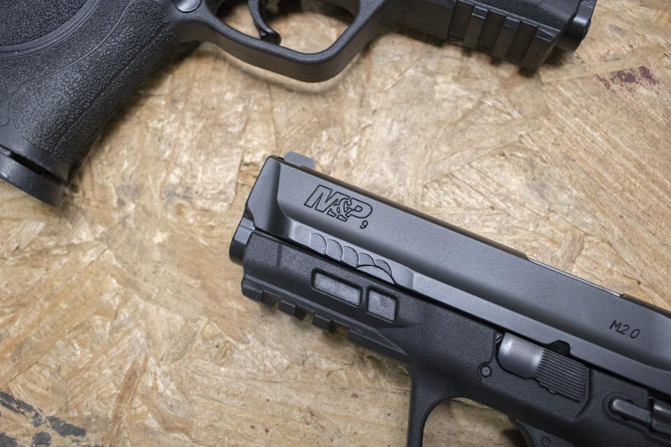 SMITH AND WESSON M&P9 M2.0 9mm Full-Size Police Trade-In Pistols with Night Sights (Good Condition)